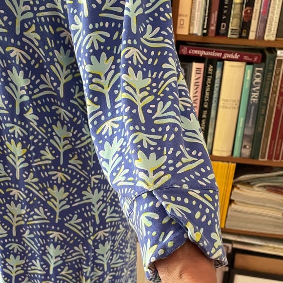 Hatley Blue and White Patterned Midi Dress NWT - Picture 3 of 7